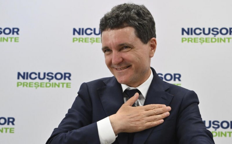 Cine este Nicușor Dan. Totul despre candidatul PRO EUROPEAN la președinție: matematician și activist