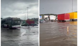 Inundații în Cluj după ruperea de nori: Parcarea VIVO și mai multe străzi, sub apă