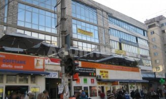 DSVSA Cluj ÎNCHIDE trei spații comerciale din Piața Mărăști. Ce nereguli au fost găsite