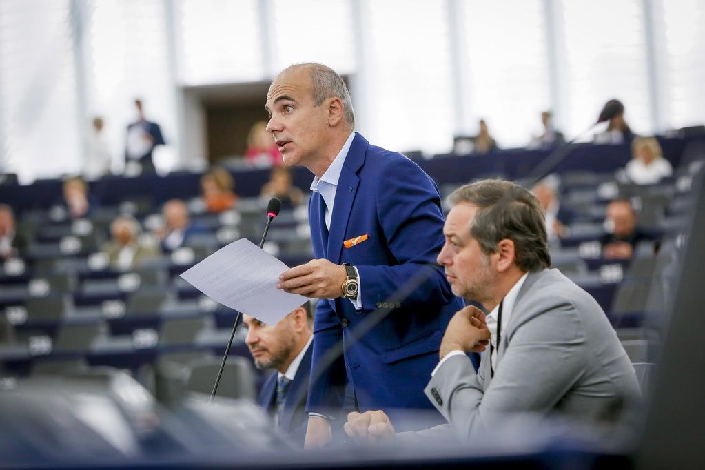 Mesajul lui Rareș Bogdan de Ziua Europei: „Să nu uităm ce ne leagă, să nu ne uităm rădăcinile, credința!”