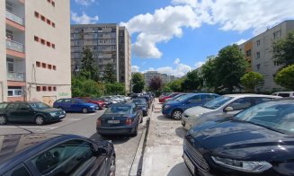 S-au "evaporat" şi garajele de pe Bucegi, din Mănăştur. Continuă demolarea