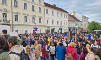 Marș pentru DEMOCRAȚIE la Cluj-Napoca, în ultima zi de campanie: ''Nu mai e timp de stat pe margine!" Care va fi traseul