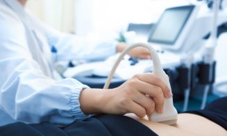 Peste 2.500 de cabinete de medicină de familie vor fi dotate, până la vară, cu electrocardiografe și ecografe