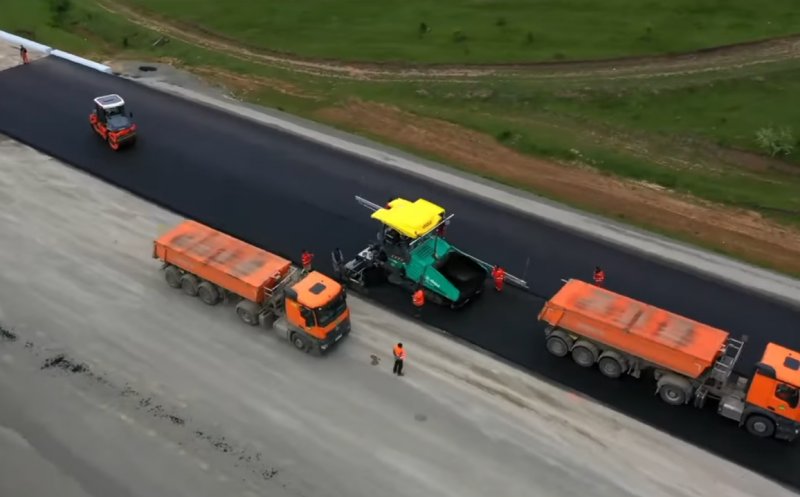 Imagini proaspete de pe A3 Nădășelu - Zimbor: Oamenii lui UMB, la treabă pe "autostrada viaduct"