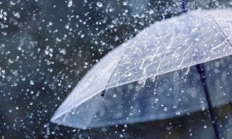 Ploi și vreme rece, până duminică seara. PROGNOZA pentru Cluj