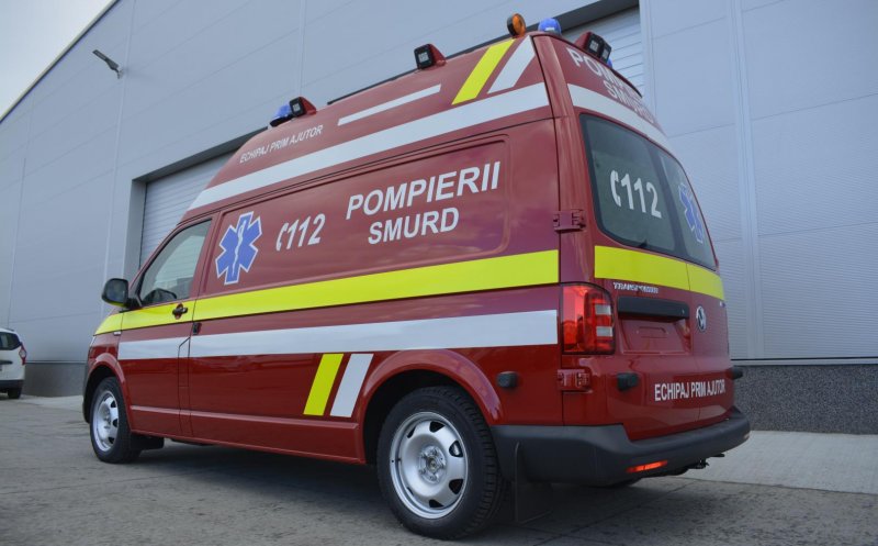 Accident în zona metropolitană Cluj cu două mașini și un camion. Un bărbat a ajuns la spital