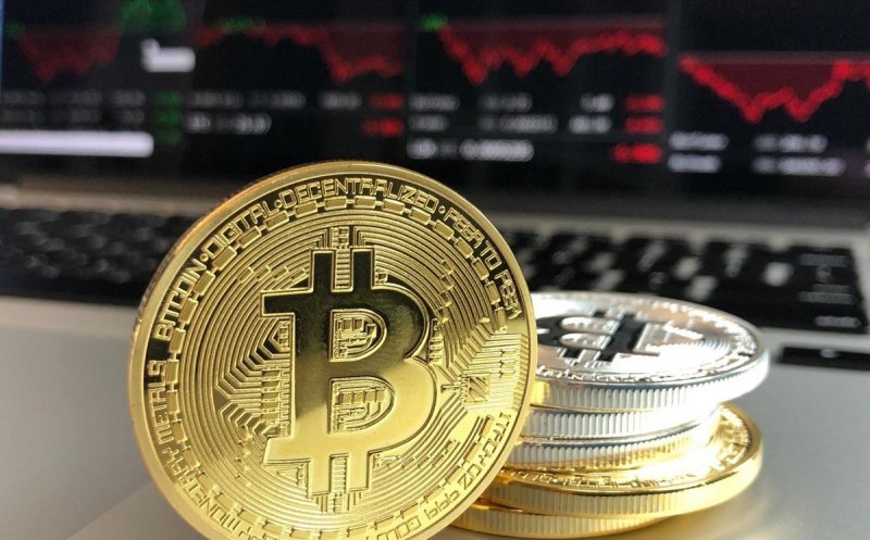 Bitcoin atinge un nou RECORD. Cât e prețul criptomonedei