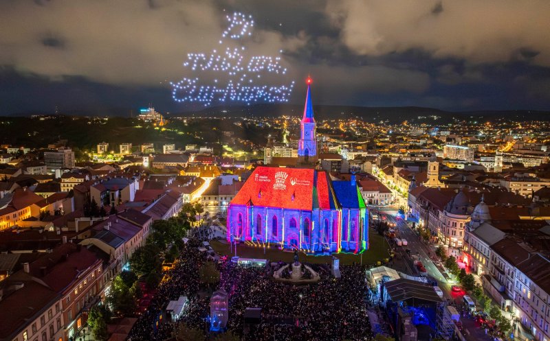 Cel mai mare spectacol de drone din istoria Clujului a avut loc sâmbătă seară