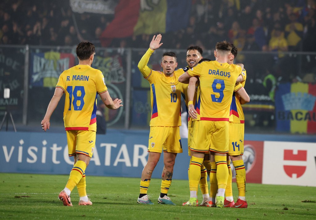 Mircea Lucescu a anunțat lotul echipei naționale. Un jucător de la CFR Cluj, printre convocați
