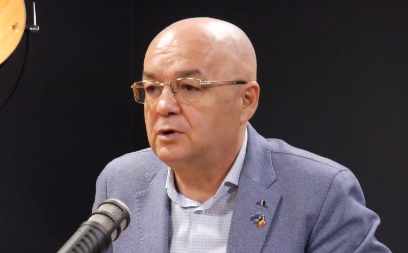 Emil Boc crede că „matematic și politic e nevoie de o majoritate parlamentară care să susțină greul"