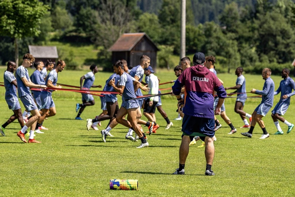 CFR Cluj a anunțat programul de vară. Unde vor fi cantonați "feroviarii"