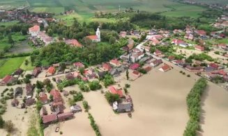 Imagini din dronă cu sute de gospodării inundate în Ardeal. Nivelul apei depășește 2 metri în unele zone