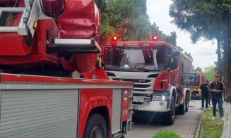 Peste 60 de studenți și angajați ai Universității Tehnice din Cluj-Napoca, evacuați de urgență în această dimineață