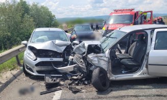 Accident cu patru mașini pe Centura Vâlcele-Apahida. Trei persoane au ajuns la spital