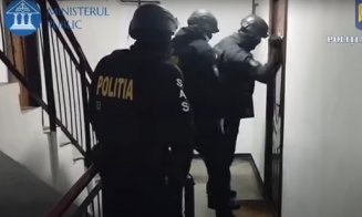 Percheziții în Cluj într-un dosar complex de tâlhărie, fraudă informatică și lipsire de libertate