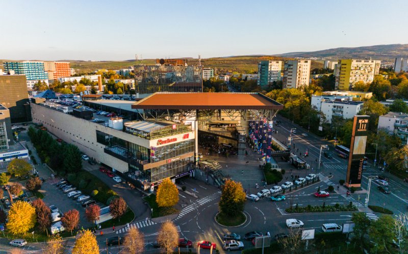 Douglas House of Makeup vine la Iulius Mall Cluj cu sesiuni personalizate de make-up
