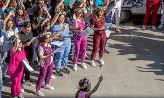 Rămas-bun studenție! Serenadele UMF continuă şi vineri 6 iunie