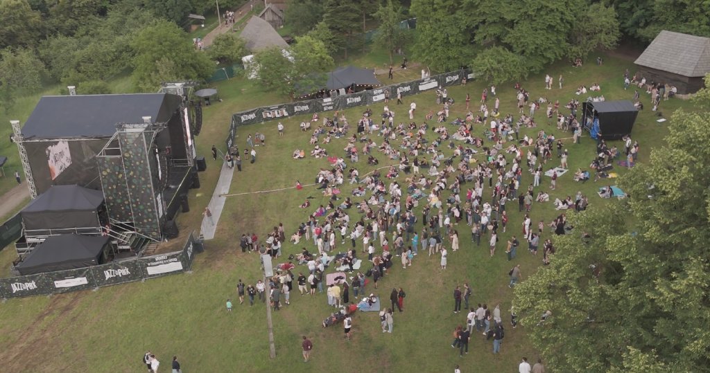 "Jazz in the Park” a debutat cu un spectacol memorabil în Cluj-Napoca: Peste 6.500 de persoane au savurat muzica live în mijlocul naturii