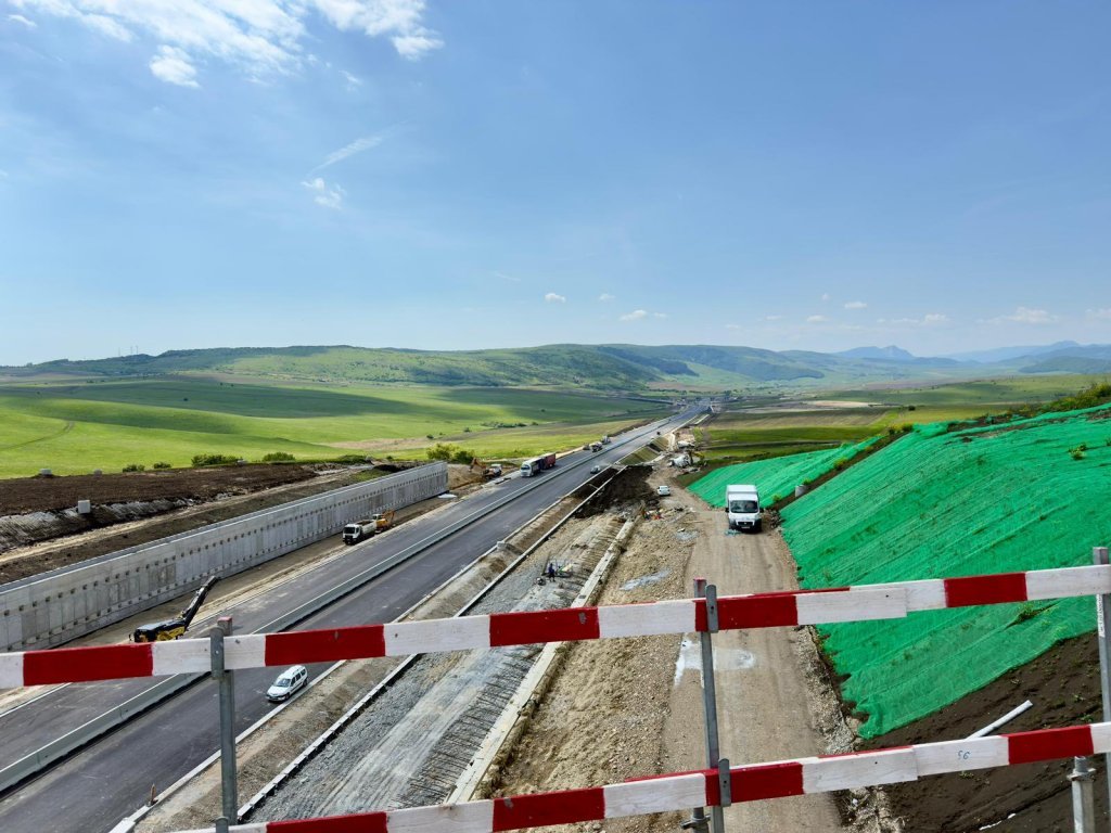 Când se deschide traficul pe drumul Expres Tureni - Autostrada Transilvania. Emil Boc: „Dăm clujenilor vestea cea bună”