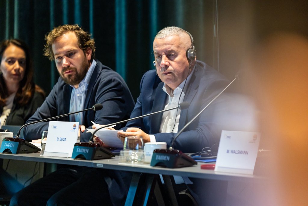 Daniel Buda, la reuniunea PPE de la Maastricht: „Războiul din Ucraina ne-a arătat cât de fragilă poate fi securitatea continentului”