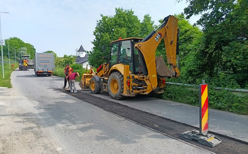 Reparații pe un drum județean din zona metropolitană a Clujului. Ce lucrări se fac