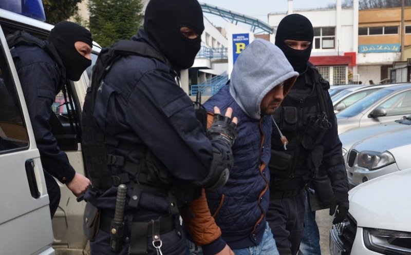 Viață de fugar la doar 20 de ani: Tânăr condamnat de Tribunalul Cluj, prins în Irlanda și adus în țară