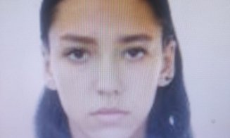 Adolescentă de 15 ani din Cluj-Napoca, dată dispărută. Sunaţi la 112 dacă o vedeți!