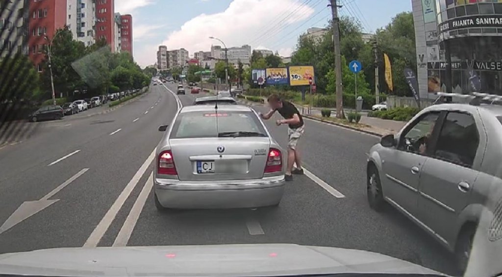 Scandalul din trafic de pe Observatorului s-a lăsat cu sancțiuni dure: Un tânăr de 25 de ani și un pensionar de 73 de ani, luați în vizor