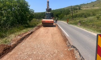 Reparații majore pe un drum județean din Cluj. Se toarnă și asfalt