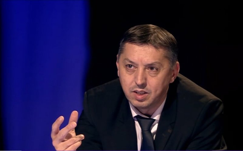 Daniel David anunță că va dona lunar 25% din salariu pentru burse sociale