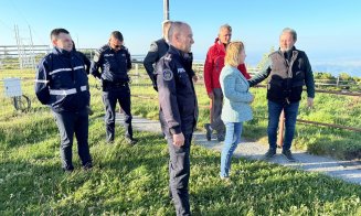 Prefectul Maria Forna a vizitat Stația Meteorologică Vlădeasa, grav afectată de un incendiu