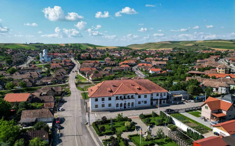 Weekend de sărbătoare într-o comună din județul Cluj: sesiuni festive, proiecții de film, activități culturale și sportive