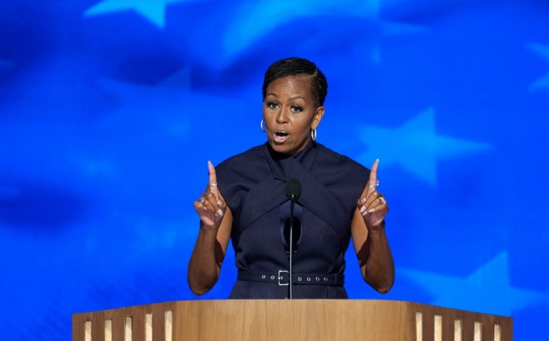 Michelle Obama vine în România