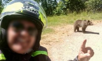 Motociclistul ucis de o ursoaică pe Transfăgărășan își făcuse selfie-uri cu fiara înainte ca aceasta să îl sfâșie