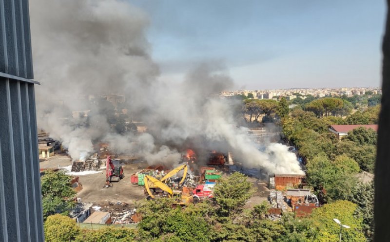 A explodat o benzinărie, în Roma: 8 polițiști și un pompier sunt răniți
