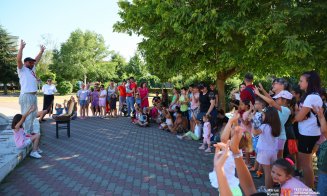 Cum au fost primele zile ale Festivalului  Internațional de Teatru de la Turda. Multă magie artistică și bucurie, atât pentru cei mari, cât și pentru 