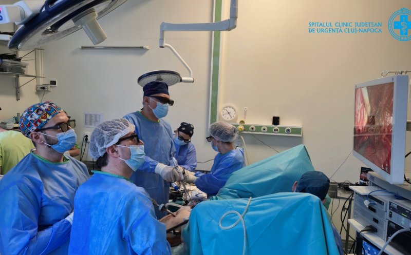 Cluj: Intervenție chirurgicală complexă la Chirurgie I, realizată de o echipă multidisciplinară de medici de top. O tânără a primit șansa unei vieți mai bune