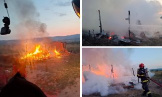 Bebeluş de 8 luni carbonizat într-un incendiu izbucnit de la o candelă / Părinţii au fugit de foc lăsând copilul în casă