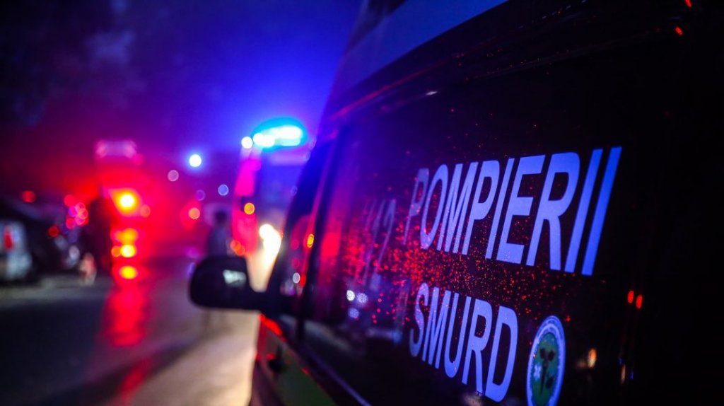 INCENDIU pe Vâlcele - Apahida .A luat foc un autocar/ SMURD-ul și două autospeciale de stingere, trimise la fața locului