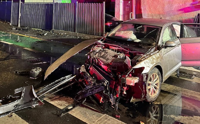 ACCIDENT în Cluj-Napoca noaptea trecută. 5 victime transportate la spital