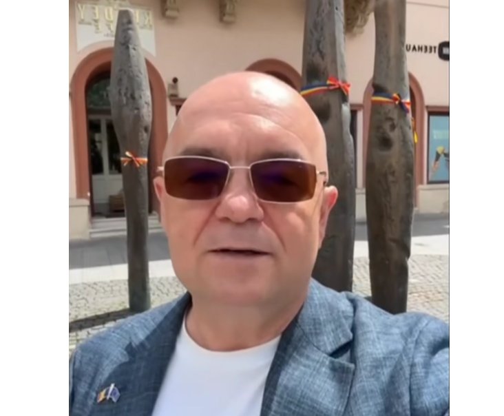 "Libertatea nu e gratuită!" Boc, mesaj de la monumentul din centrul Clujului închinat eroilor Revoluției: "Au murit pentru ca noi să putem trăi liber, să fim demni într-o țară europeană"