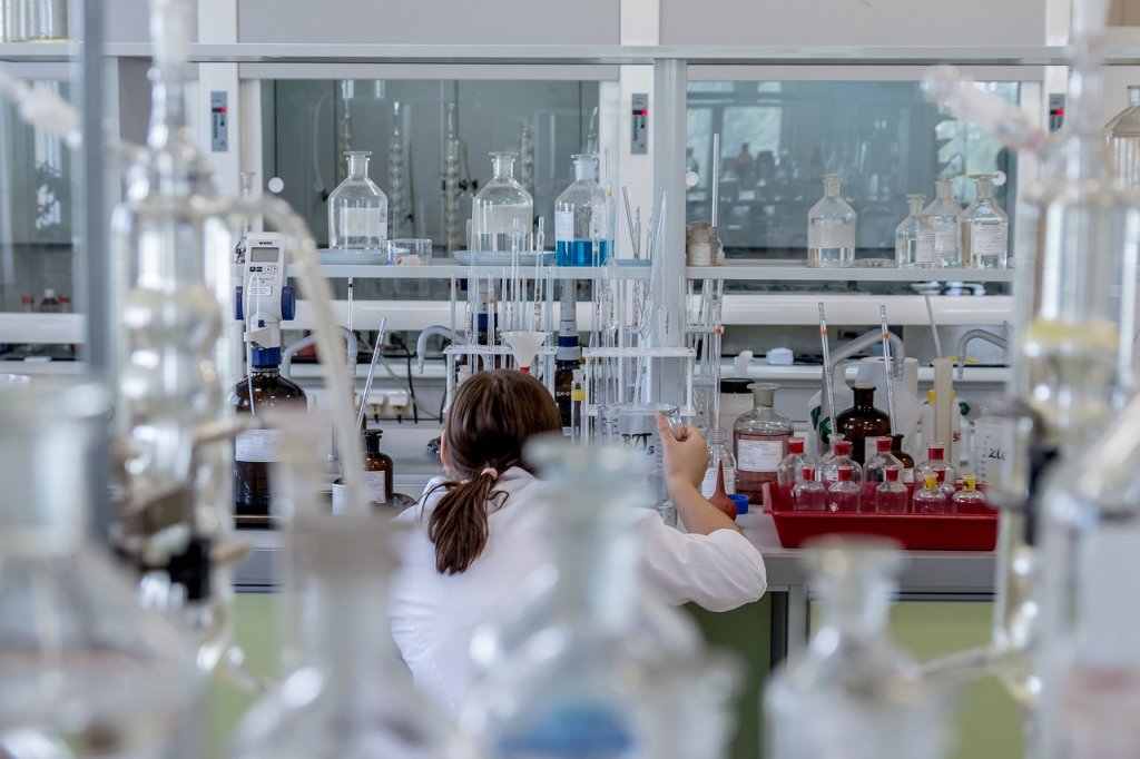 România investește cei mai puțini bani pentru cercetare și dezvoltare din UE