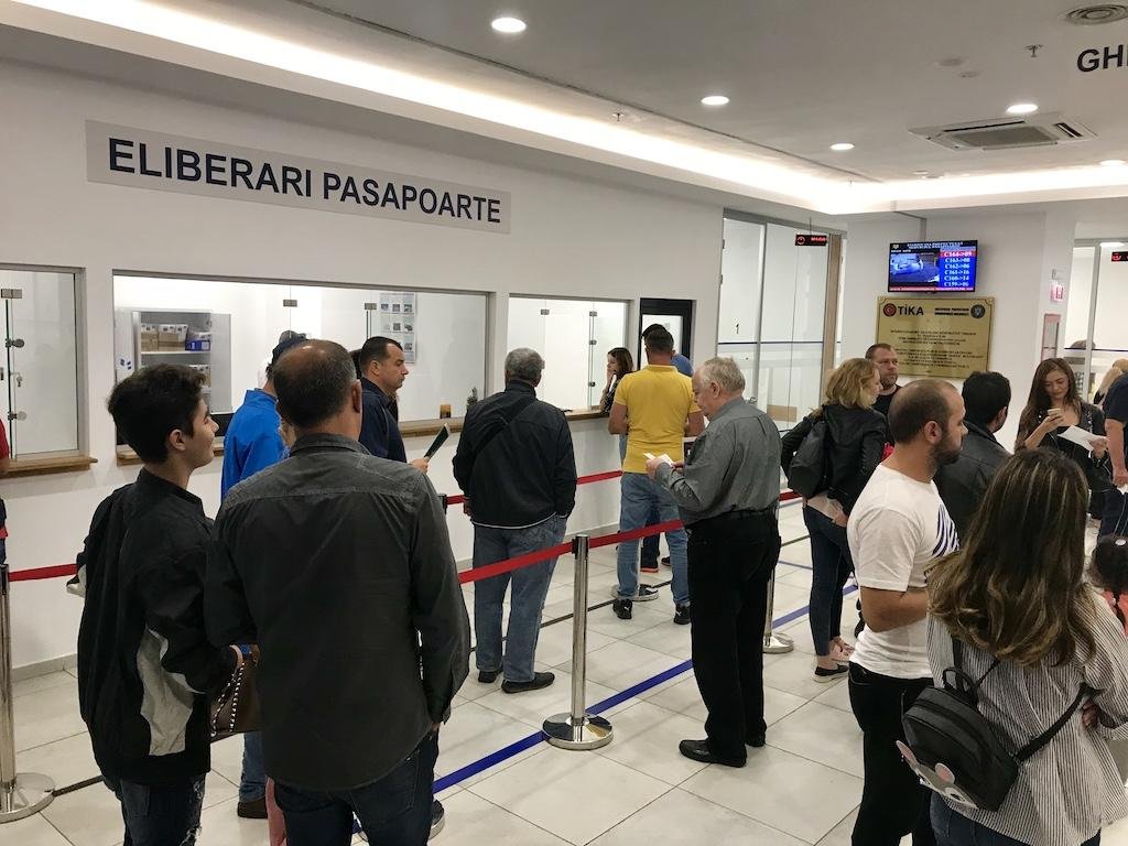 Nou tarif pentru eliberarea pașapoartelor: Cât trebuie să plătească clujenii