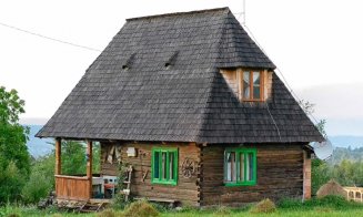 S-au mutat din Cluj la Breb, cel mai instagramabil sat din România și casă a Regelui Charles. Au recondiționat case tradiționale și acum fac festival 