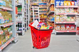 Carrefour, Mega Image și Lidl „îngheață” prețurile: Cum poți evita creșterea TVA în august