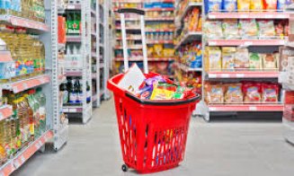 Carrefour, Mega Image și Lidl „îngheață” prețurile: Cum poți evita creșterea TVA în august