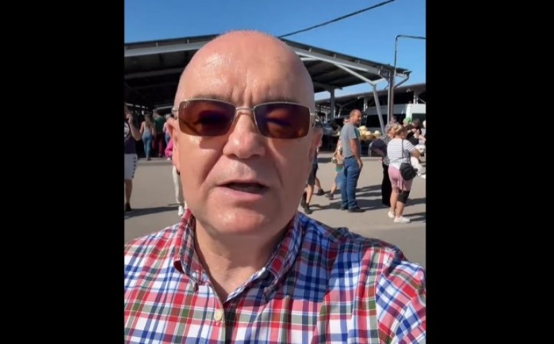 Emil Boc, în plimbare prin Oser: "Vino să cauți, să descoperi, să negociezi, să zâmbești / Atmosferă autentică, oameni faini"
