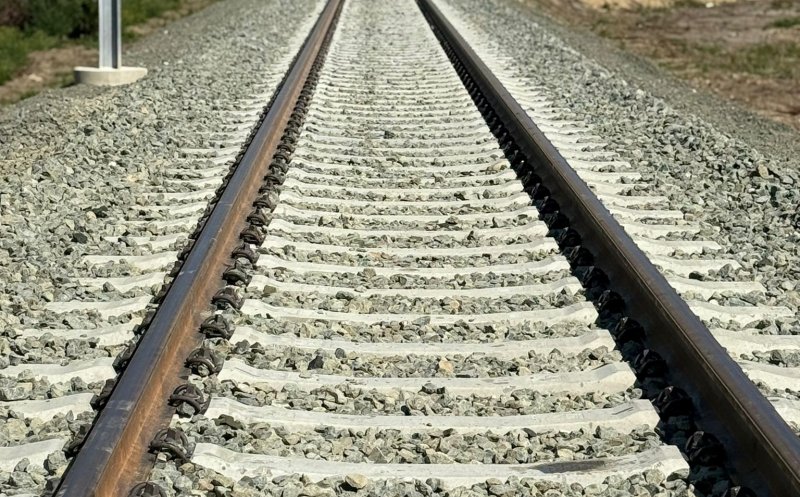 Calea ferată Cluj – Oradea. 7 kilometri de linie nouă, redeschiși circulației pe lotul către Ungaria