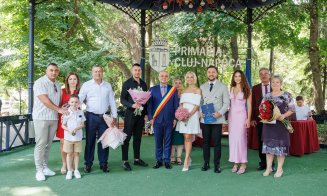 Peste 50 de căsătorii, în weekend, la Cluj-Napoca. Primarul Emil Boc, prezent la datorie