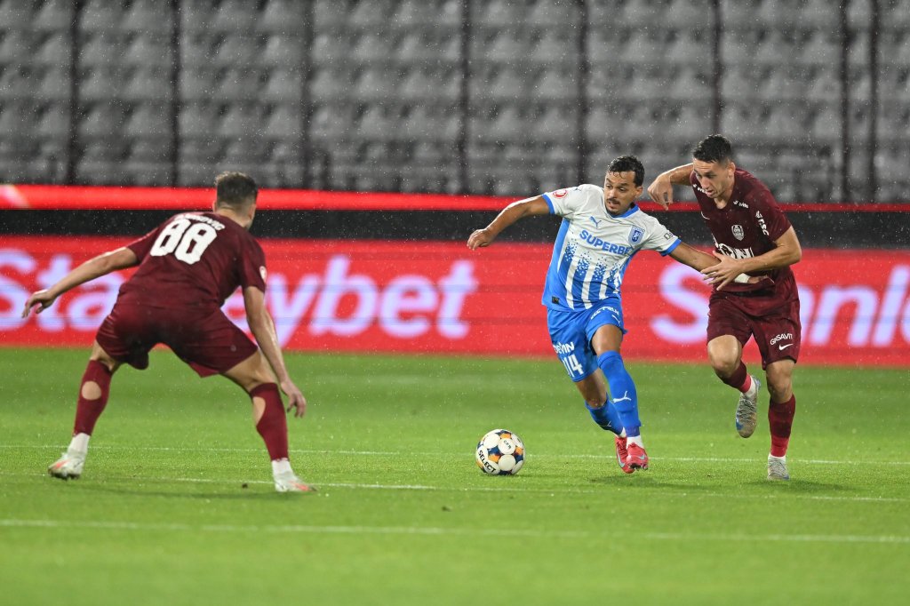 CFR Cluj, învinsă din nou pe teren propriu în Superligă. "Feroviarii" au fost aproape de o revenire de senzație